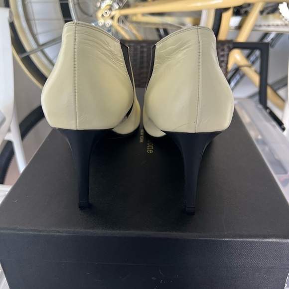 Rag & Bone Heeled Booties. Comes with box and Rag & Bone Dust Bag. - Picture 5 of 8